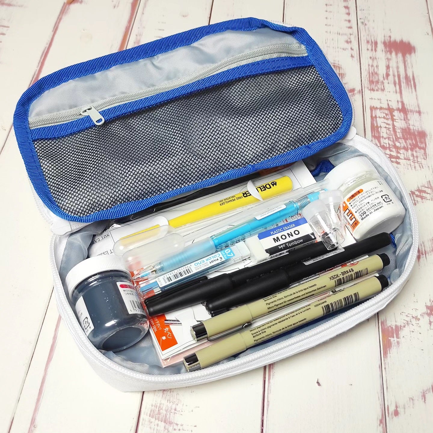 J-Stuff - Mangaka Set mit Tombow Mäppchen und 15 Produkten