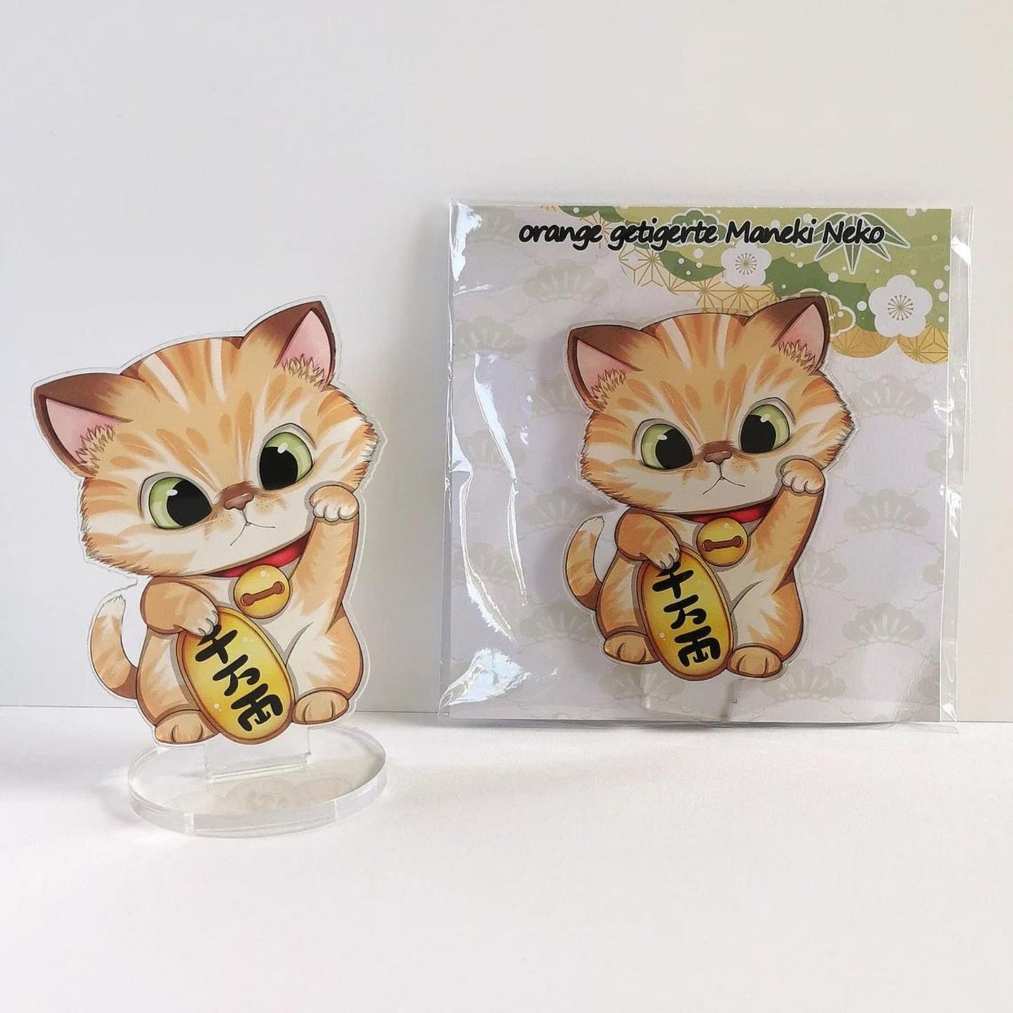 Hidekos Artwork - orange getigerte Maneki Neko Acryl Aufsteller | Standee - einseitig bedruckt, ca. 10cm