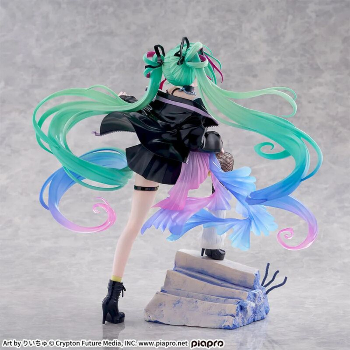 Hatsune Miku FIGURIZMa – Punk! | SEGA PVC Statue 23 cm