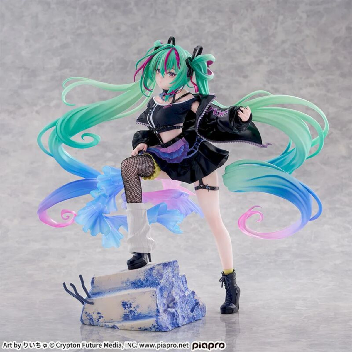 Hatsune Miku FIGURIZMa – Punk! | SEGA PVC Statue 23 cm