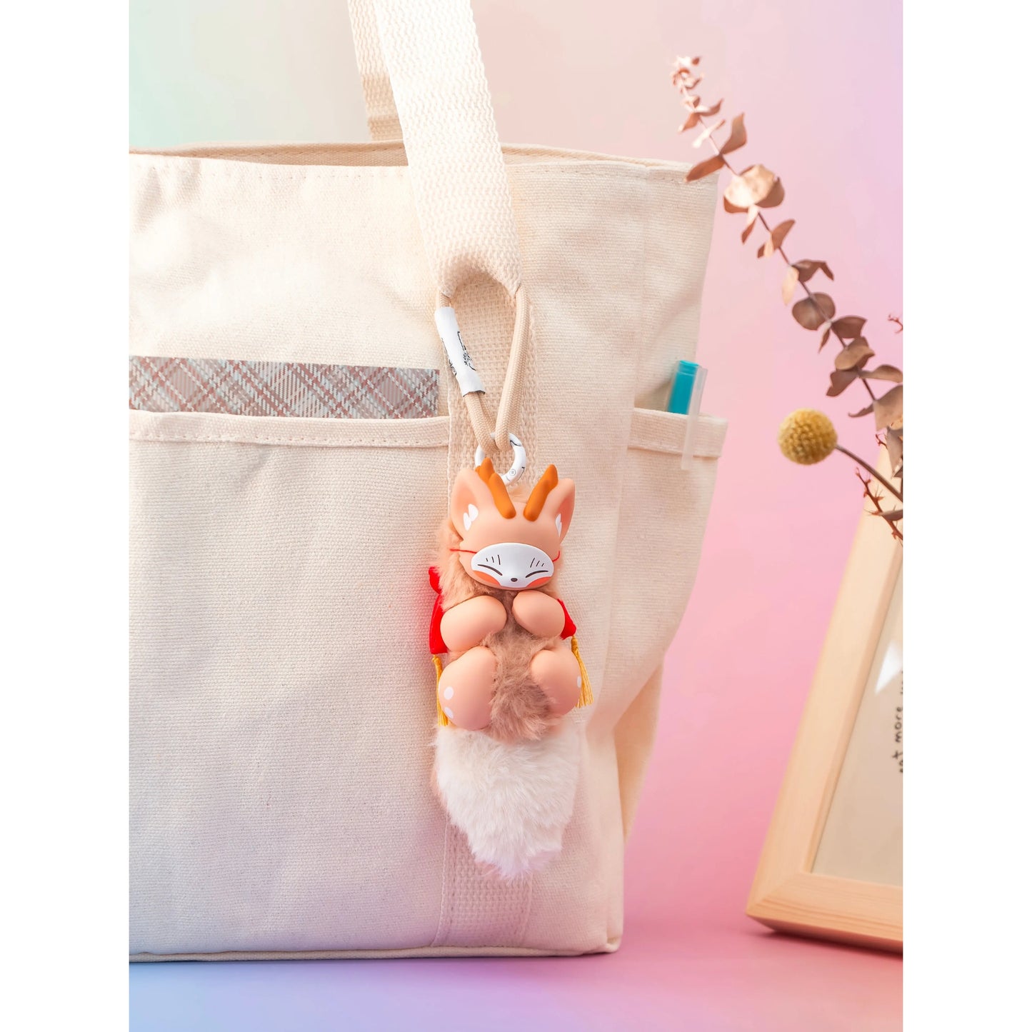 Divine Beast in Hand - Anhänger: Sibuxiang – Mythisches „Vier-Nicht-Wesen“